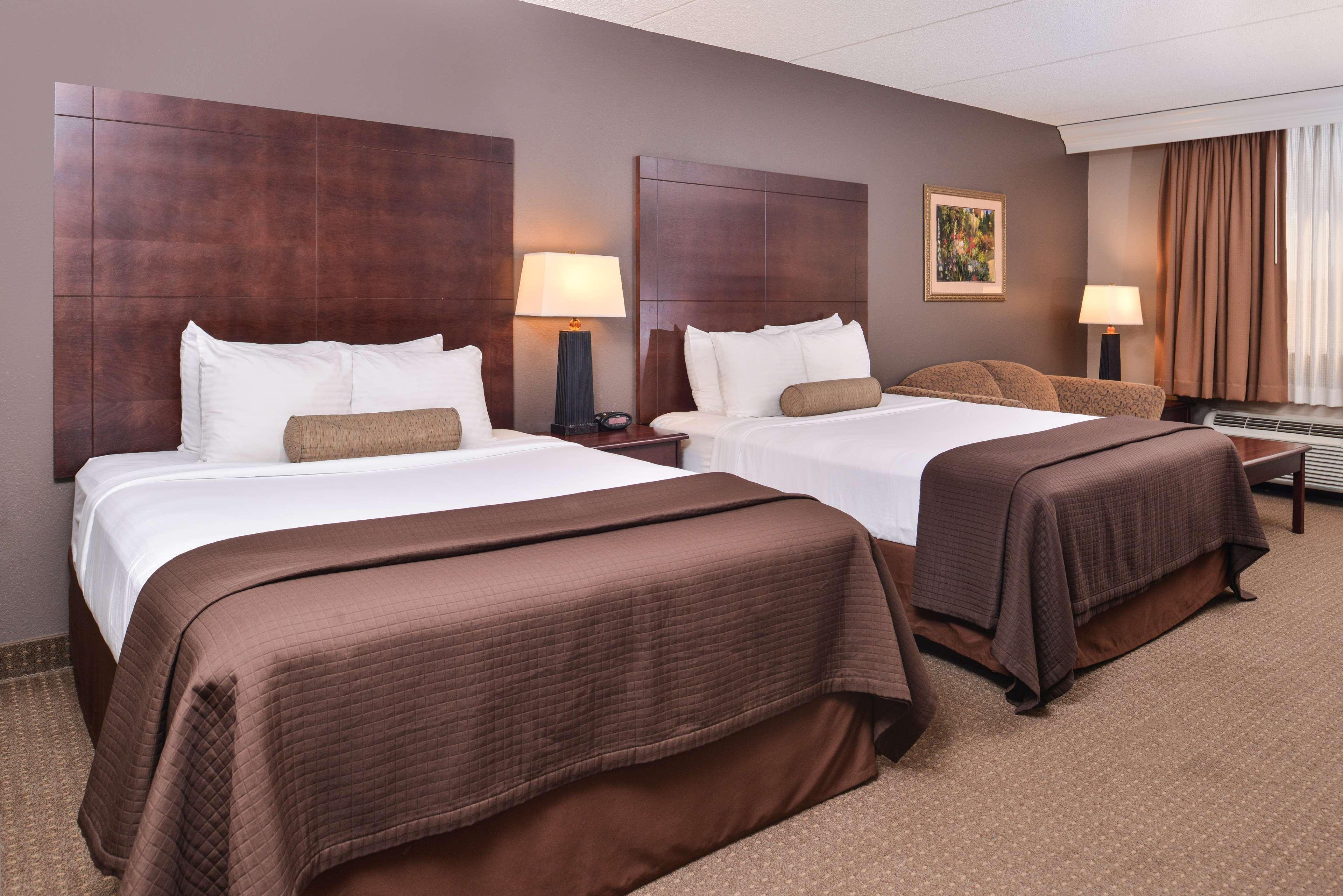 Best Western Plus Kelly Inn Saint Cloud Exterior photo