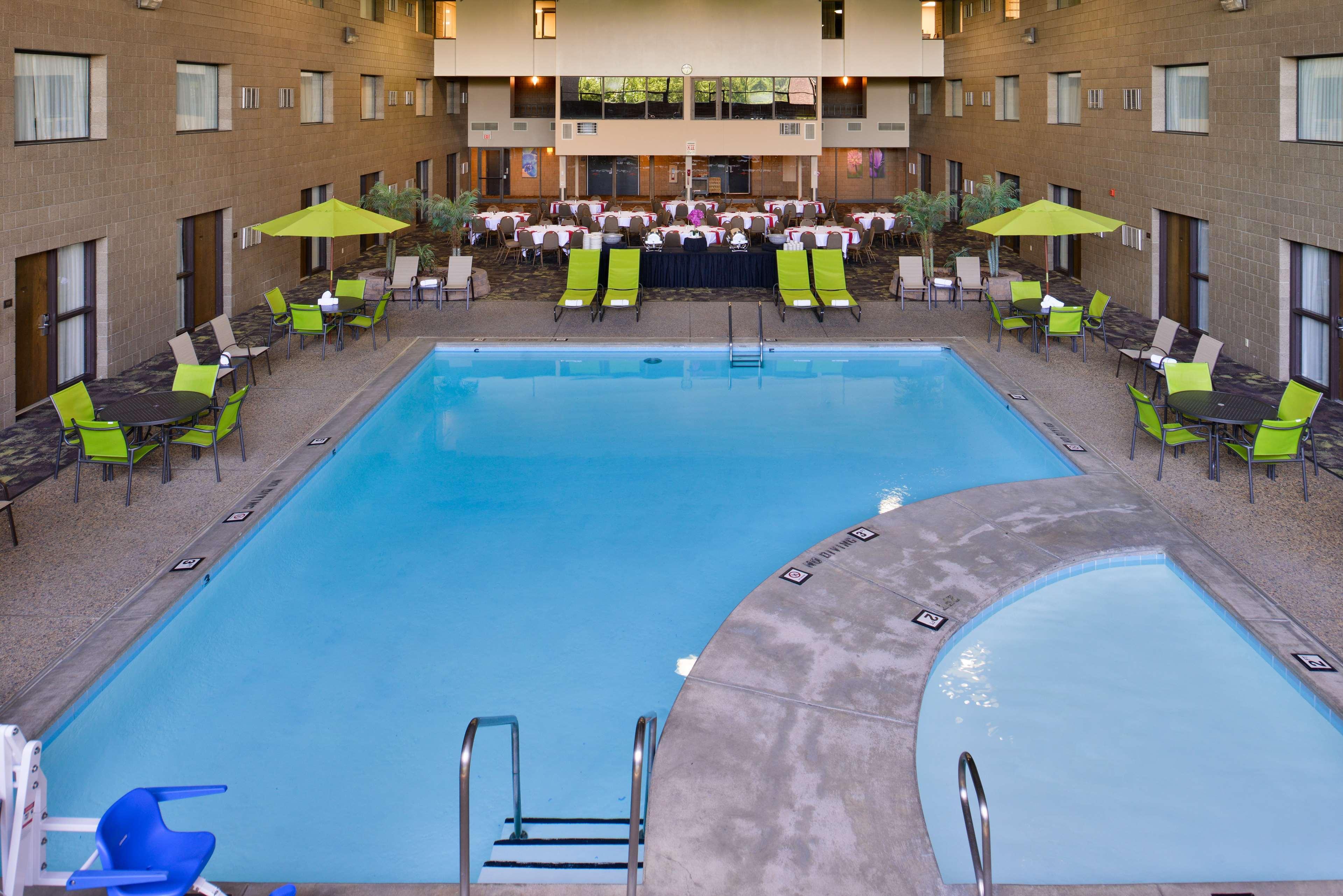 Best Western Plus Kelly Inn Saint Cloud Exterior photo