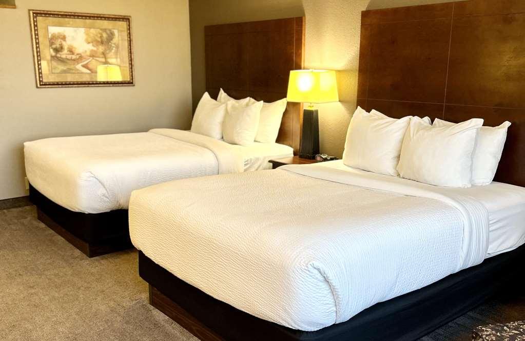 Best Western Plus Kelly Inn Saint Cloud Room photo