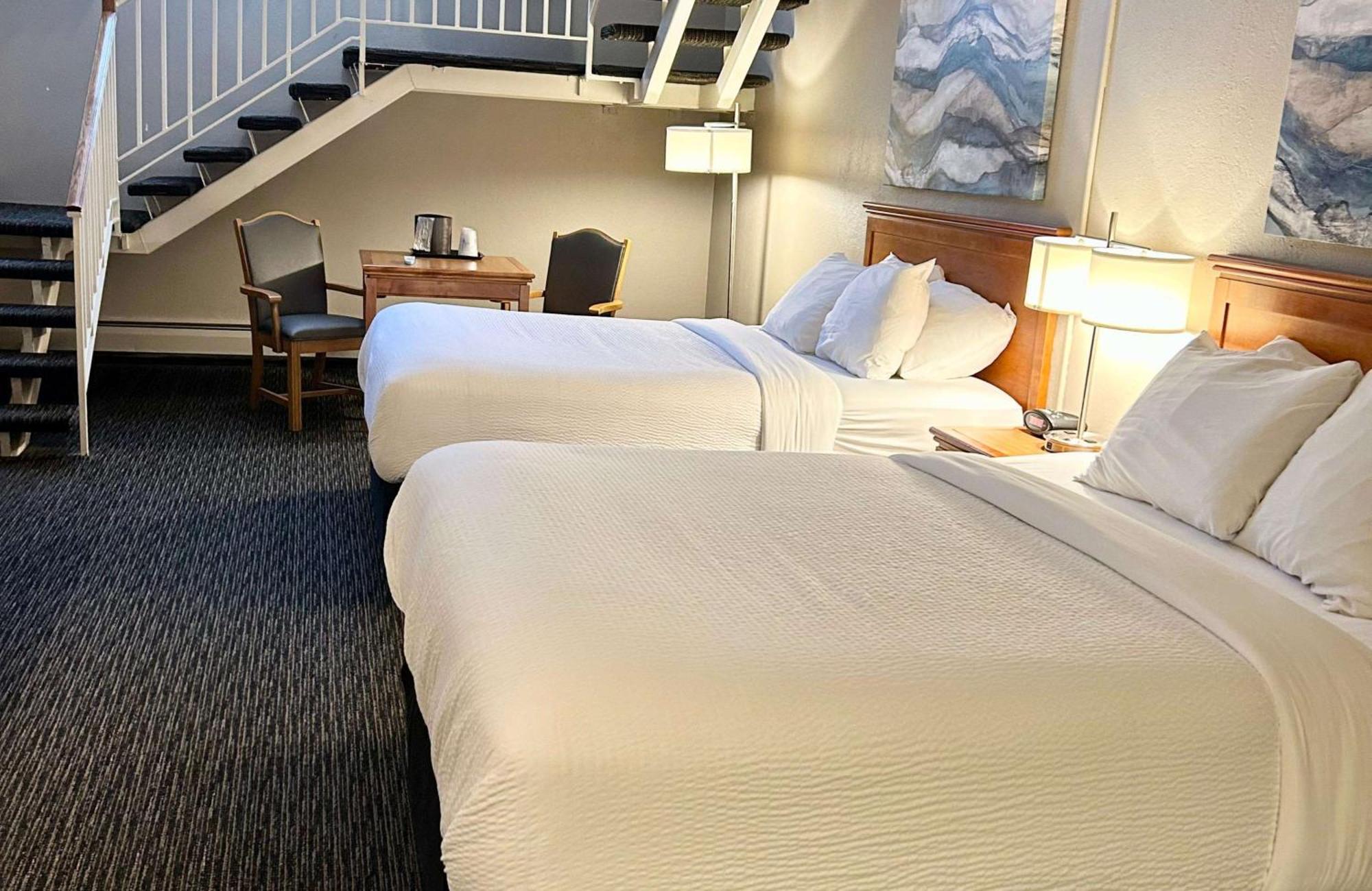 Best Western Plus Kelly Inn Saint Cloud Exterior photo