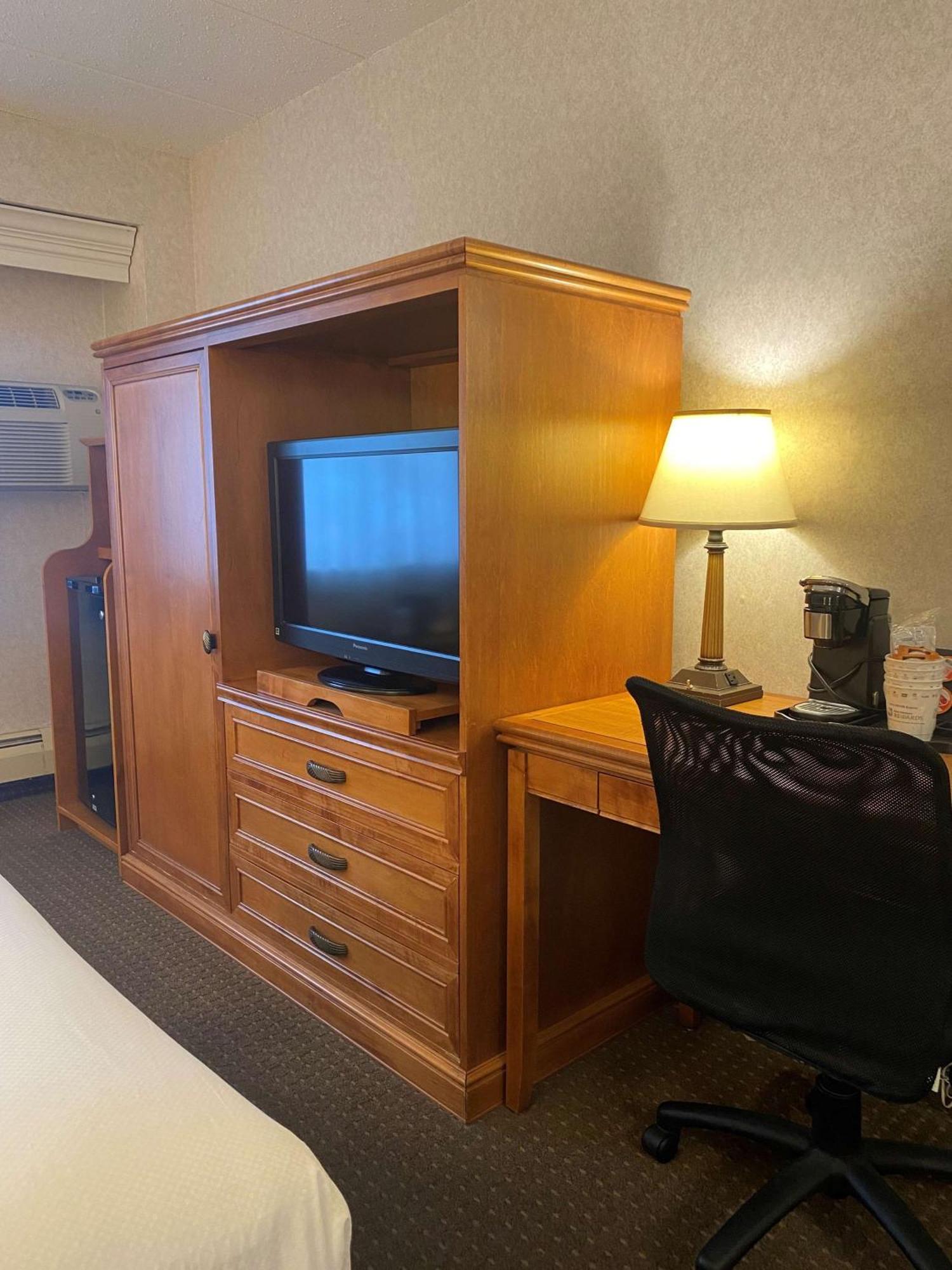 Best Western Plus Kelly Inn Saint Cloud Exterior photo