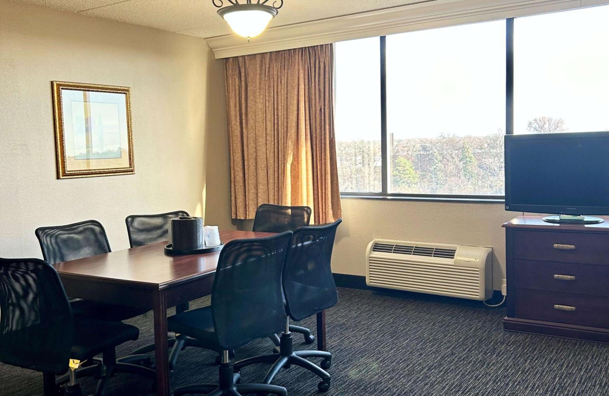 Best Western Plus Kelly Inn Saint Cloud Exterior photo