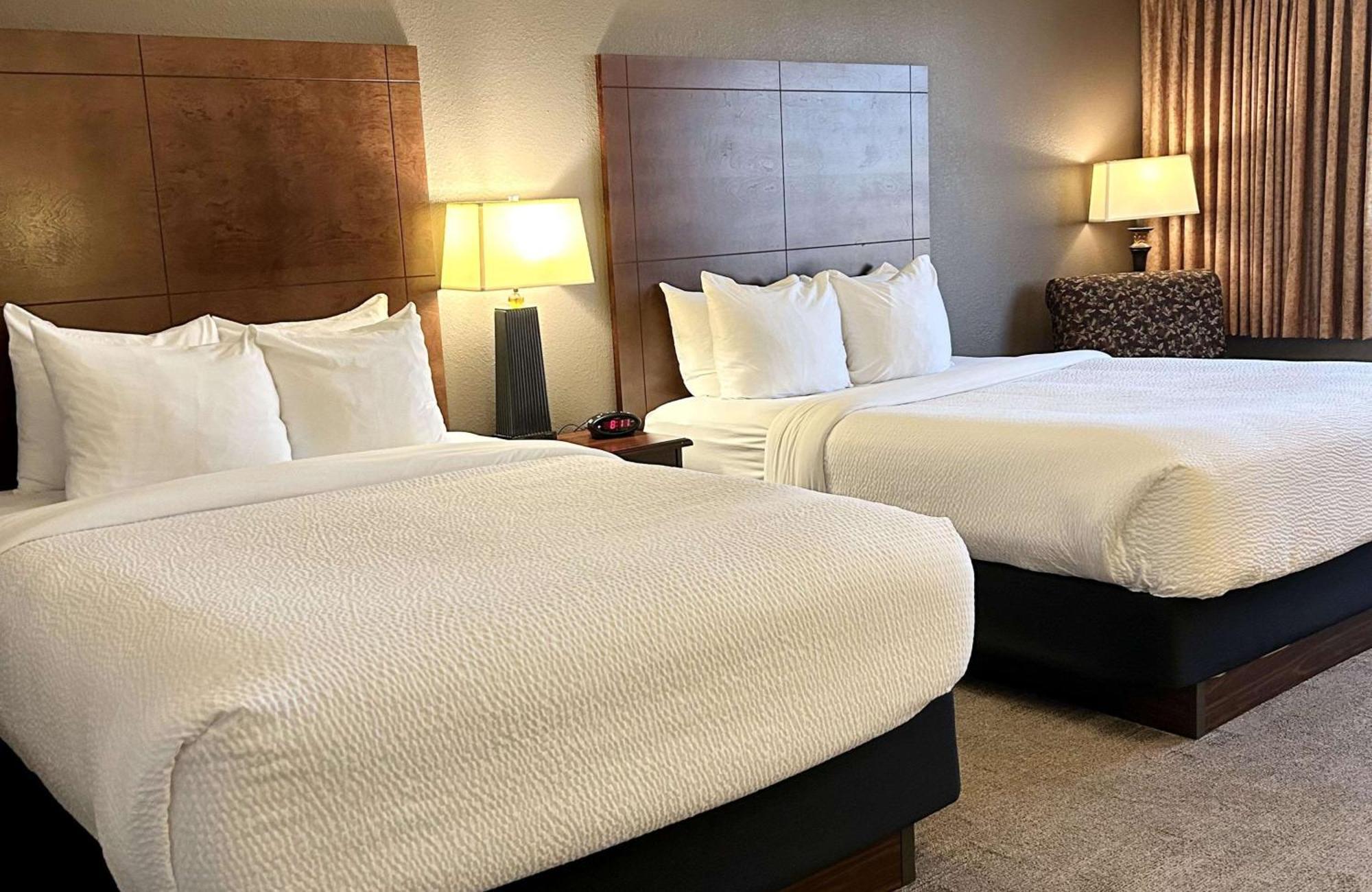 Best Western Plus Kelly Inn Saint Cloud Exterior photo